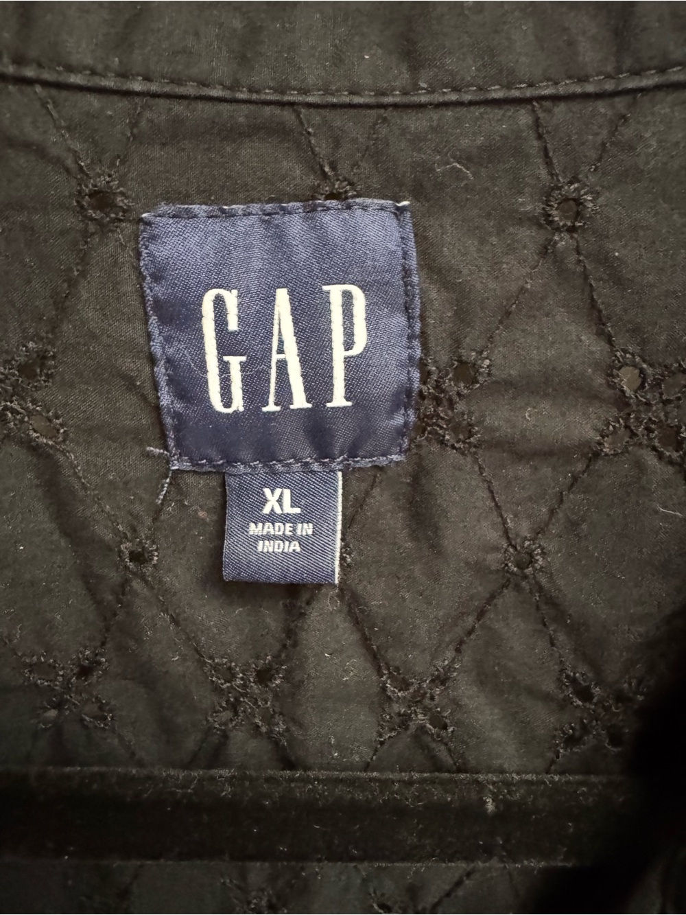 GAP Black Eyelet Button-Down Shirt - Picture 2 of 5